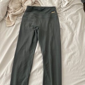 Whitney Simmons x gymshark leggings